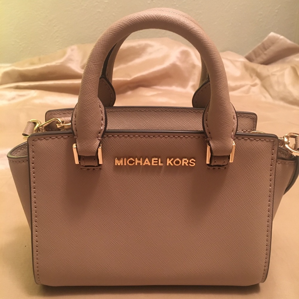 Michael Kors mini crossbody